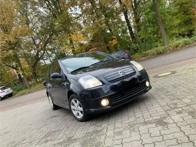 Gebraucht Citroën C2 74 PS (54 kW) 2006 Schwarz Kleinwagen