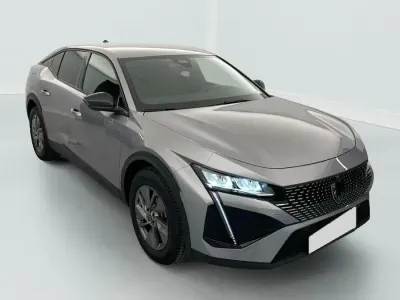 Gebraucht Peugeot 408 Allure 136 PS (100 kW) 2024 Gris artense SUV