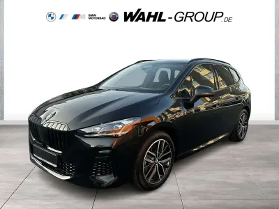 Neu BMW 218 Active Tourer M Sport 136 PS (100 kW) 2026 Grau Van / Kleinbus