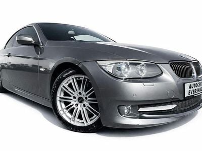 Grau Gebraucht 2012 BMW 325 Cabriolet Comfort Edition Cabrio | 12.299 € (Fairer Preis)