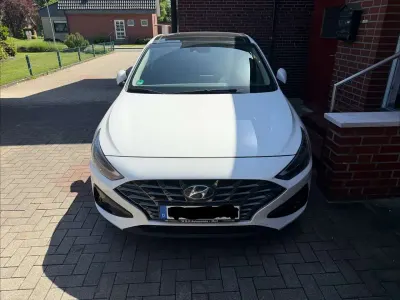 Gebraucht Hyundai i30 Prime 159 PS (116 kW) 2021 Weiß Kleinwagen