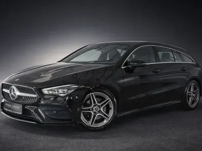 Second-hand Mercedes CLA220 AMG line 190 CP (139 kW) 2022 Negru Berlinǎ