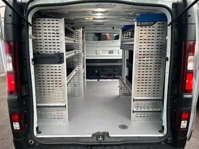 Weiß Gebraucht 2022 Renault Trafic Van / Kleinbus | 21.990 € (Fairer Preis)