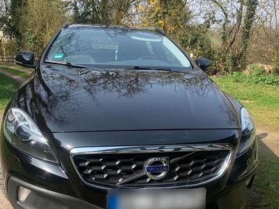 Gebraucht Volvo V40 150 PS (110 kW) 2015 Schwarz Kombi