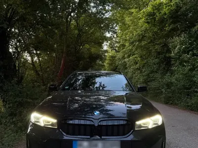 Gebraucht BMW 320 190 PS (139 kW) 2023 Schwarz Kombi