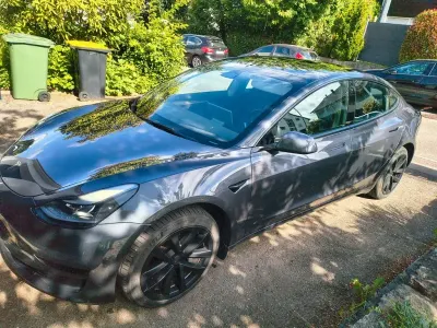 Gebraucht Tesla Model 3 RWD 208 kW (283 PS) 2022 Grau Limousine