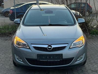 Usata Opel Astra 140 CV (102 kW) 2012 Grigio Station wagon