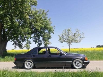 Gebraucht Mercedes 190 107 PS (78 kW) 1992 Schwarz Limousine