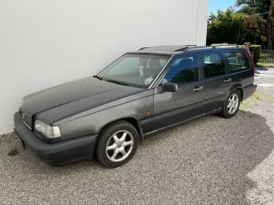 Gebraucht Volvo 850 144 PS (105 kW) 1994 Schwarz Kombi