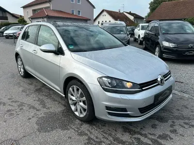 Gebraucht VW Golf VII Highline 150 PS (110 kW) 2015 Silber Limousine