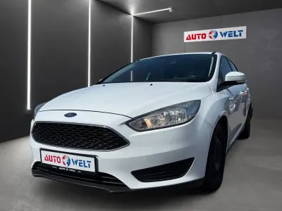 Gebraucht Ford Focus 95 PS (69 kW) 2016 Weiß Limousine