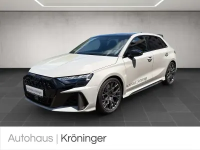 Gebraucht Audi RS3 Sport 400 PS (294 kW) 2026 Individuallackierungen audi... Limousine