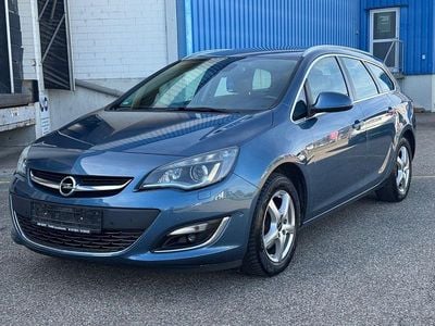 Second-hand Opel Astra Exklusiv 165 CP (121 kW) 2014 Albastru Break