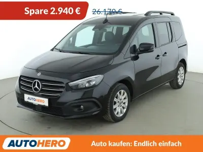 Używany Mercedes T180 Style 116 KM (85 kW) 2023 Czarny Minivan