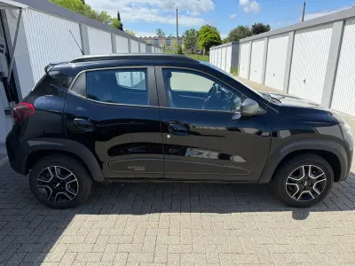 Gebraucht Dacia Spring Essentiel 33 kW (45 PS) 2022 Schwarz Kleinwagen