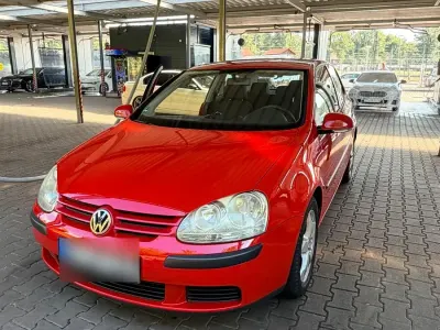 Gebraucht VW Golf V 75 PS (55 kW) 2005 Rot Kleinwagen