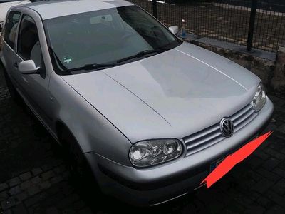 Silber Gebraucht 2003 VW Golf IV Kleinwagen | 1.700 € (Fairer Preis)