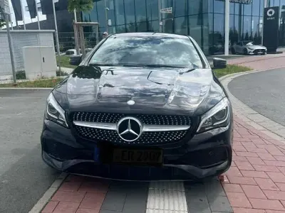Gebraucht Mercedes CLA180 Shooting Brake AMG line 122 PS (89 kW) 2017 Schwarz Kombi