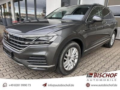 Siliziumgrau metallic Gebraucht 2021 VW Touareg Elegance SUV | 47.650 € (Guter Preis)