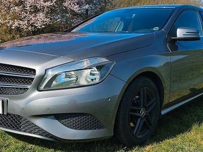 Usata Mercedes A180 109 CV (80 kW) 2013 Grigio Berlina