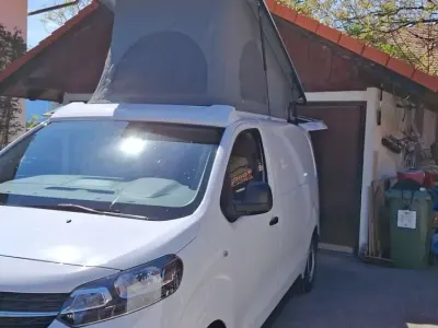 Gebraucht Opel Vivaro 144 PS (105 kW) 2024 Weiß Van / Kleinbus