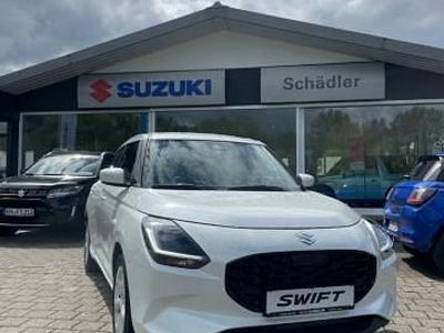 Neu Suzuki Swift Comfort 83 PS (61 kW) 2025 Weiß Kleinwagen
