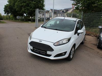Weiß Gebraucht 2015 Ford Fiesta SYNC Edition Kleinwagen | 4.900 € (Etwas zu teuer)