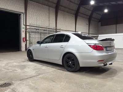 Gebraucht BMW 520 170 PS (125 kW) 2003 Grau Limousine