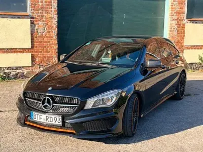 Gebraucht Mercedes CLA220 Shooting Brake AMG line 177 PS (130 kW) 2015 Schwarz Kombi