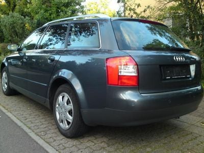 Gebraucht Audi A4 131 PS (96 kW) 2003 Grau Kombi