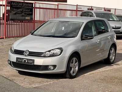 Gebraucht VW Golf VI Style 105 PS (77 kW) 2011 Silber Kleinwagen