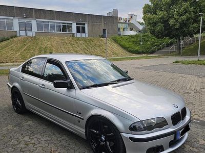 Gebraucht BMW 320 M Sport 170 PS (125 kW) 2001 Silber Limousine
