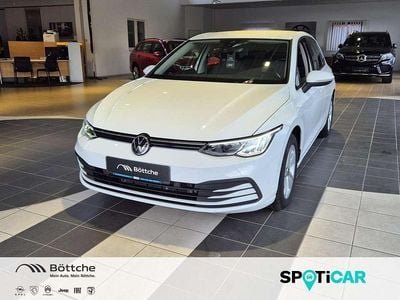 Gebraucht VW Golf VIII Life 131 PS (96 kW) 2022 Pure white Limousine