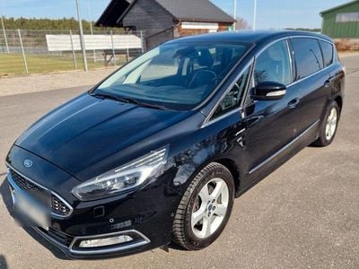 Gebraucht Ford S-MAX Vignale 241 PS (177 kW) 2017 Schwarz Van / Kleinbus