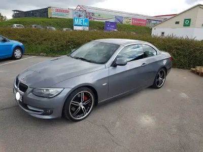 Gebraucht BMW 325 Cabriolet 204 PS (150 kW) 2010 Grau Cabrio