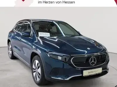 Gebraucht Mercedes EQA250 Advanced Plus 139 kW (190 PS) 2023 Blau SUV