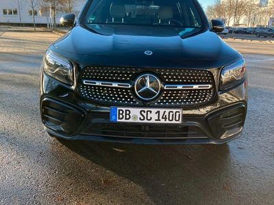 Gebraucht Mercedes GLB200 AMG line 150 PS (110 kW) 2024 Schwarz SUV
