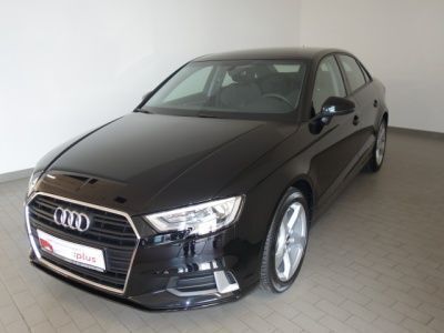 Schwarz metallic Gebraucht 2019 Audi A3 Sport Limousine | 29.800 €
