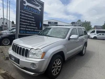 Gebraucht Jeep Grand Cherokee 218 PS (160 kW) 2005 Silber SUV