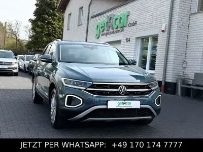 Gebraucht VW T-Roc Style 150 PS (110 kW) 2023 Blau SUV