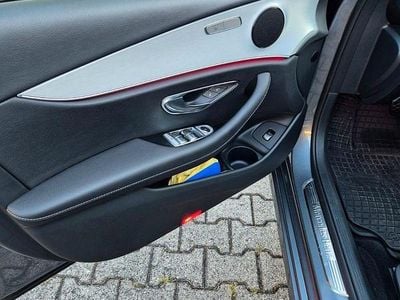 Schwarz Gebraucht 2020 Mercedes E220 Limousine | 37.750 €