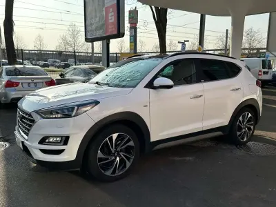 Gebraucht Hyundai Tucson Premium 136 PS (100 kW) 2020 Polar white SUV