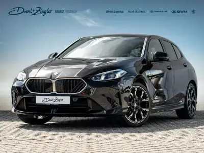 Gebraucht BMW 120 M Sport 163 PS (119 kW) 2025 Saphirschwarzmetallic Kleinwagen