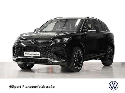 Neu VW Golf VIII R-line 150 PS (110 kW) 2026 Grenadillschwarz metallic Kombi