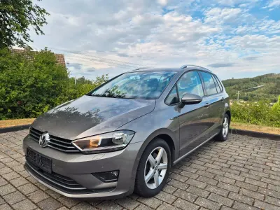 Gebraucht VW Golf VII LOUNGE 110 PS (80 kW) 2015 Grau Limousine