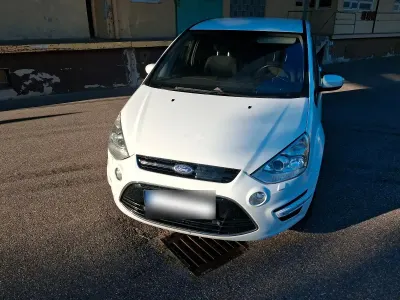 Gebraucht Ford S-MAX Titanium S 163 PS (119 kW) 2013 Van / Kleinbus