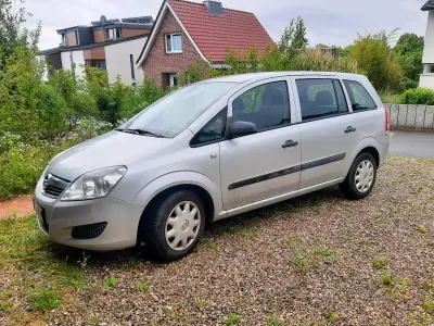 Gebraucht Opel Zafira 116 PS (85 kW) 2009 Silber Van / Kleinbus