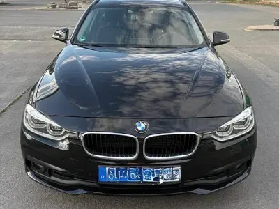 Gebraucht BMW 320 Luxury Line 190 PS (139 kW) 2017 Schwarz Kombi