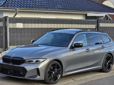 Gebraucht BMW 320 M Sport 190 PS (139 kW) 2024 Grau Limousine