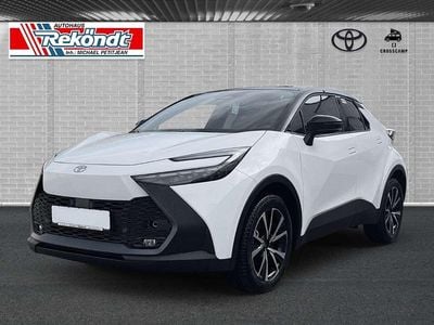 Neu Toyota C-HR 197 PS (144 kW) 2025 Super white 2 (040)/ black (20 SUV